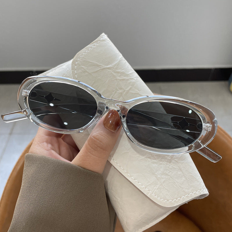Meringue 01 Oval Sunglasses in Gray / Gray