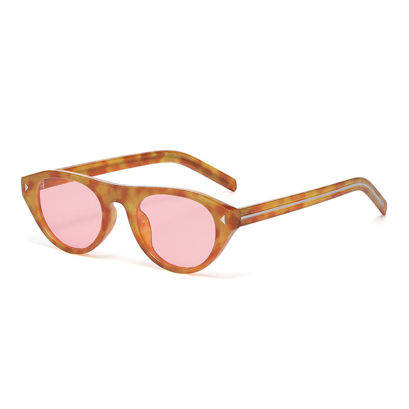 Licorice 01 Cat-Eye Sunglasses in Honey Tortoise / Pink