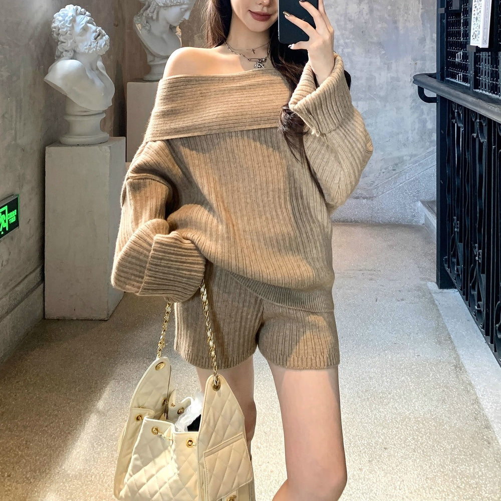 The Elise One-Shoulder Knit Top & Shorts Set, photo 2