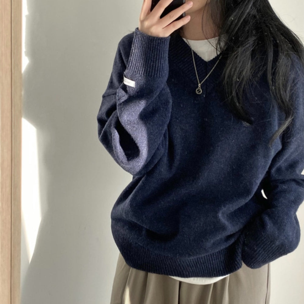 The Harper Oversized V-Neck Sweater, photo 3