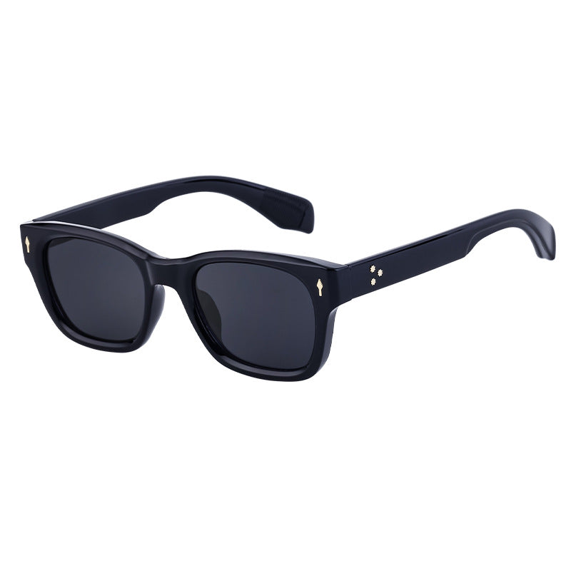 Hartley Sun Square Sunglasses in Jet Black / Gray