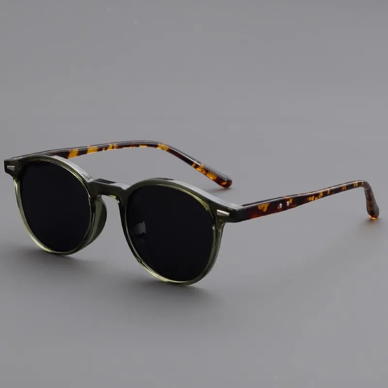 Calloway Sun Round Sunglasses in Dark Green