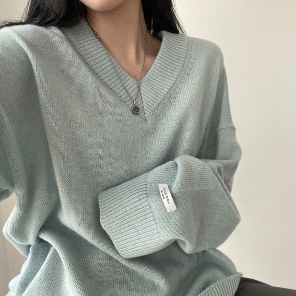 The Harper Oversized V-Neck Sweater, photo 4