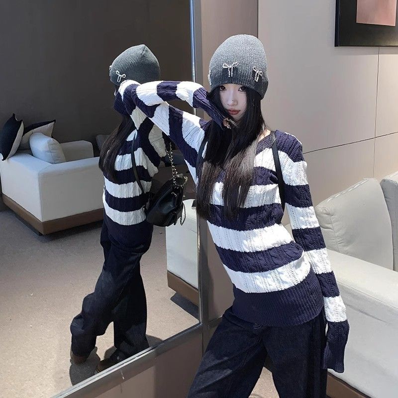 The Marin Striped Cable V-Neck Sweater, photo 4
