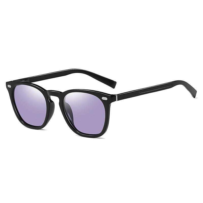 Sorbet 01 Square Sunglasses in Black / Photochromic Purple