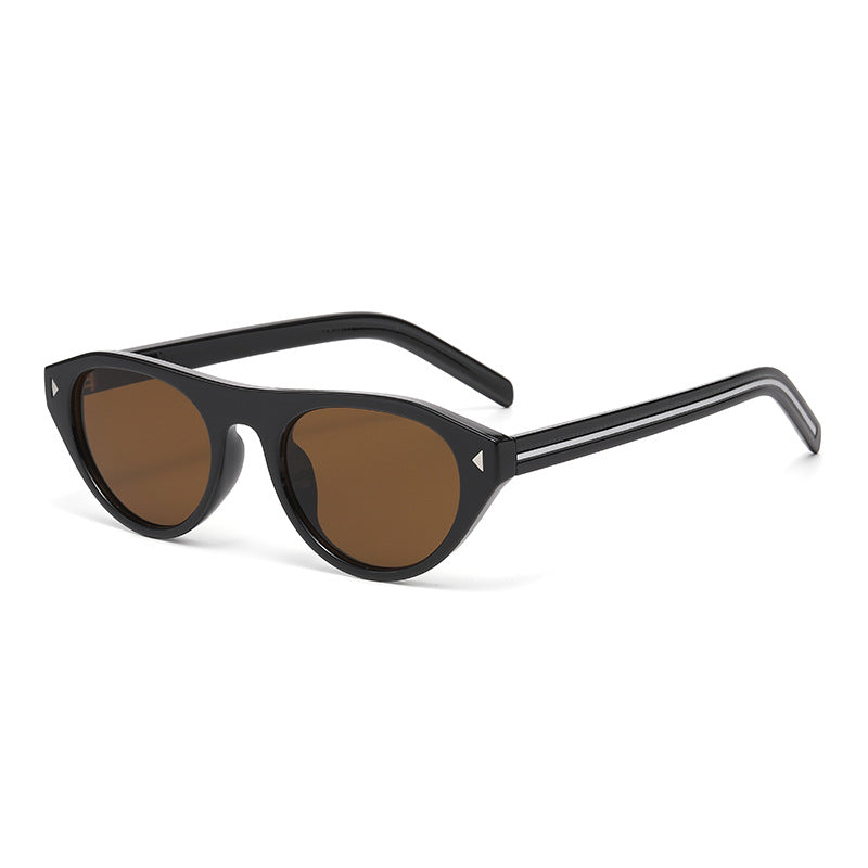 Licorice 01 Cat-Eye Sunglasses in Black / Amber
