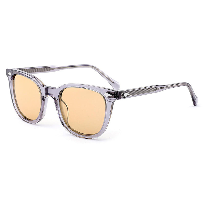 Fenwick Sun Square Sunglasses in Smoke Gray / Pink