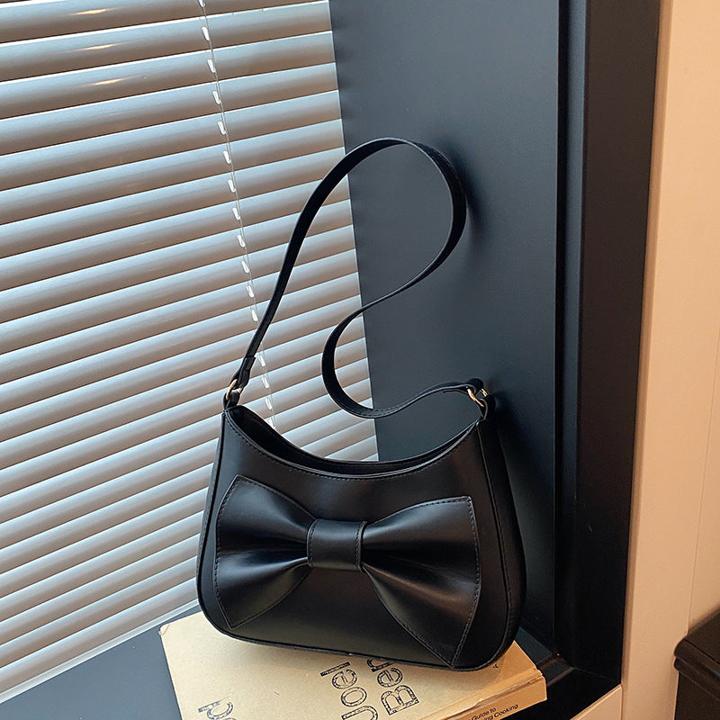 The Juliette Bow Faux-Leather Shoulder Bag, photo 4
